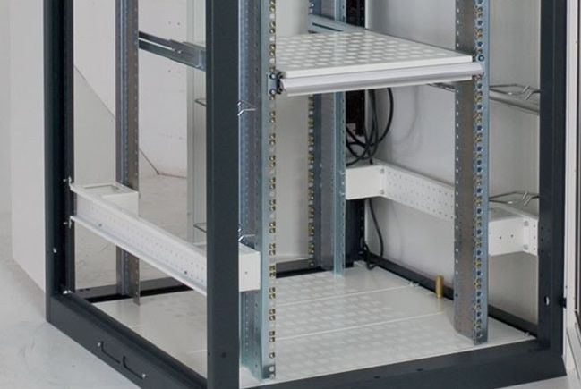 WISAR 19Zoll Technik Racks Fix